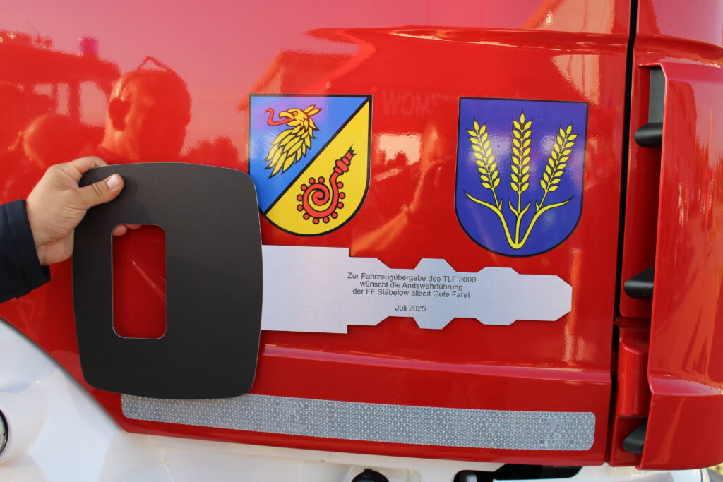 Symbolischer Fahrzeugschlüssel.